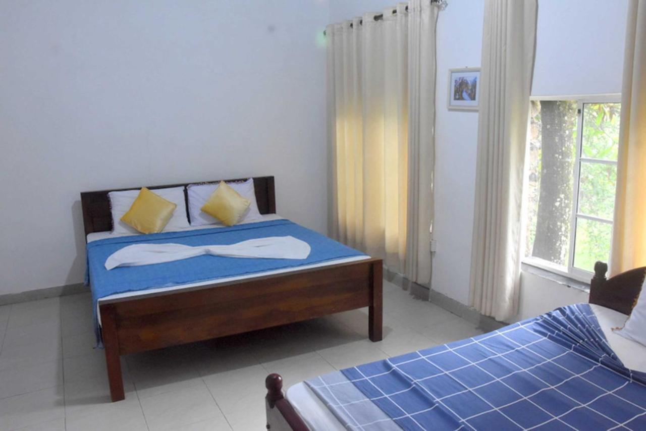 Hotel H2O Gampola Exterior photo